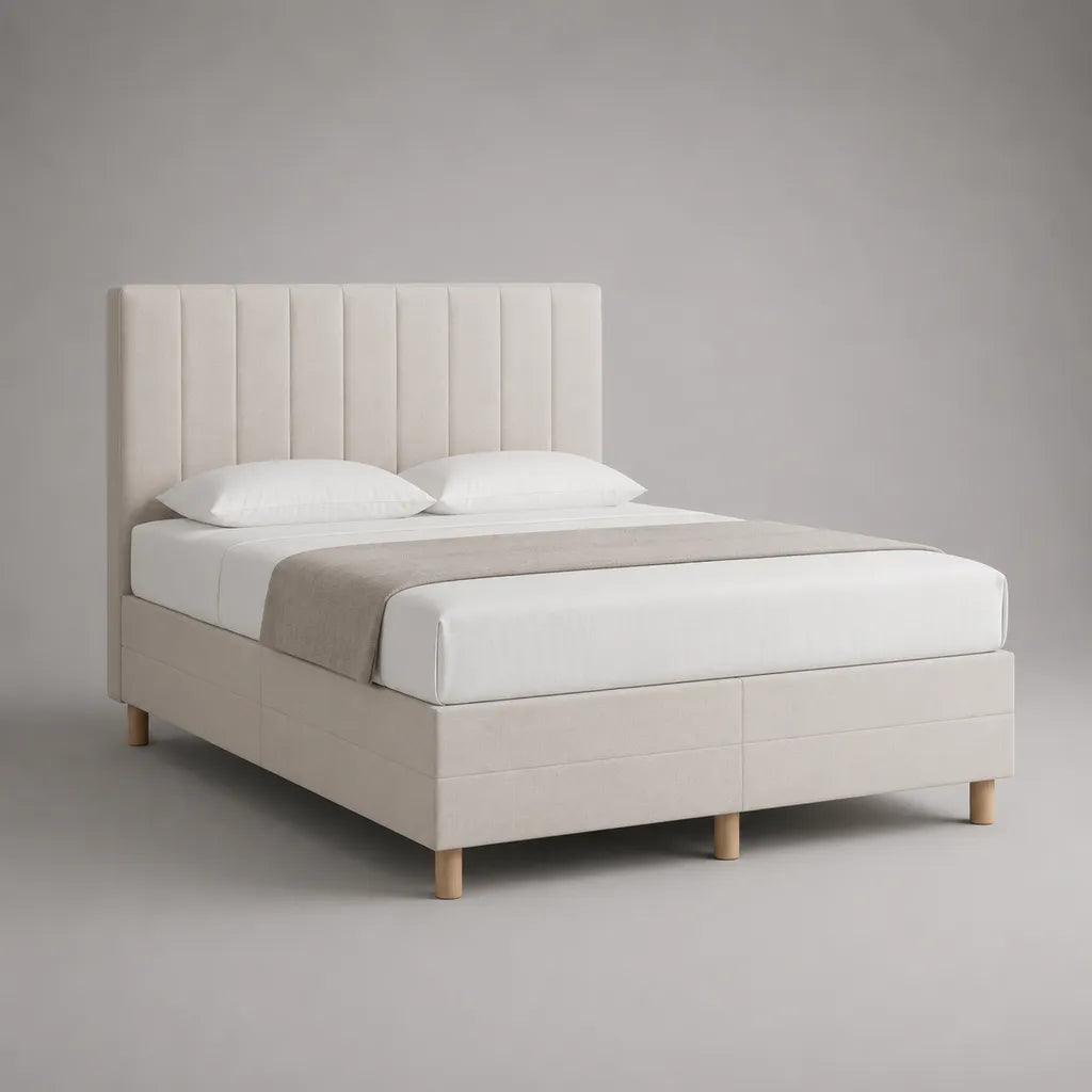 Letto matrimoniale imbottito in tessuto beige 172 × 215 × 112 cm, per materasso 160 × 200 cm, con testiera a pannelli verticali
